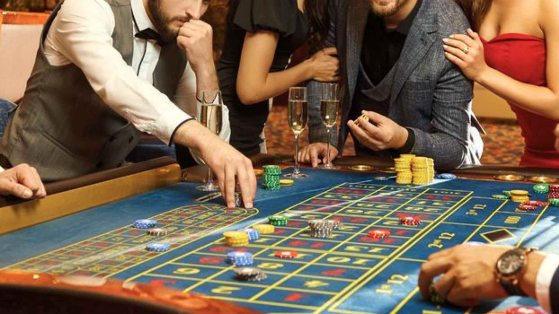 Why Smart Players Sometimes Make Terrible Decisions